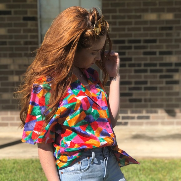 Tops - PRICE DROP • VINTAGE • Button Up • Blouse